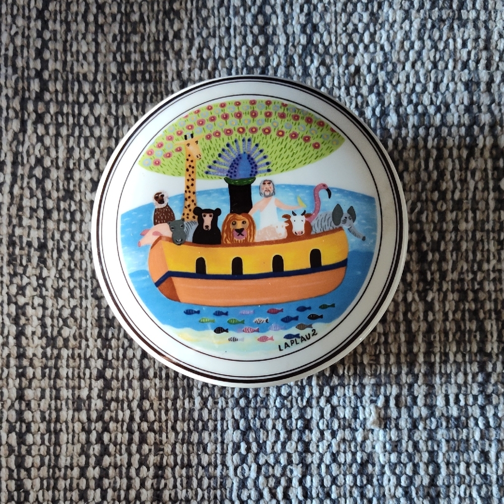 Villeroy & Boch Design Naif Porcelain Plate